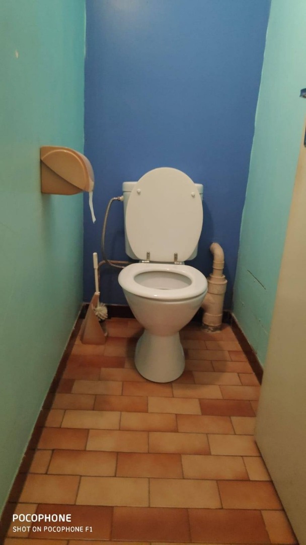Avant rénovation WC à Bruguières
